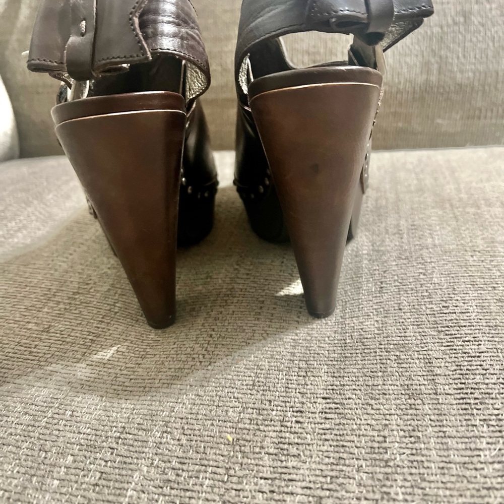 Daniblack Open Toe Clog Size 7 - image 4